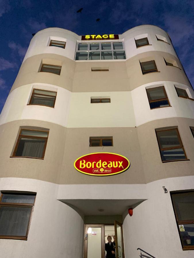 Hotel Bordeaux Galaţi Екстериор снимка